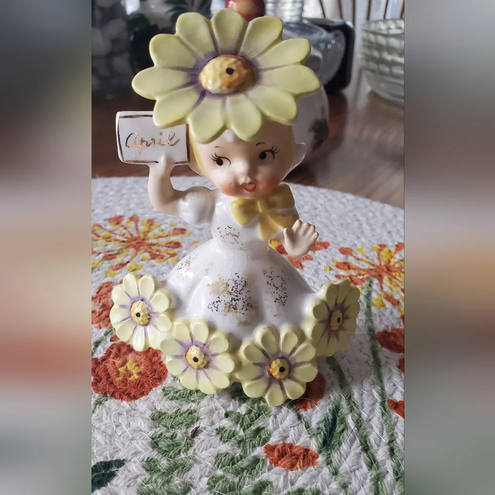 Charming April Flower Girl Cake Topper - Yellow and White